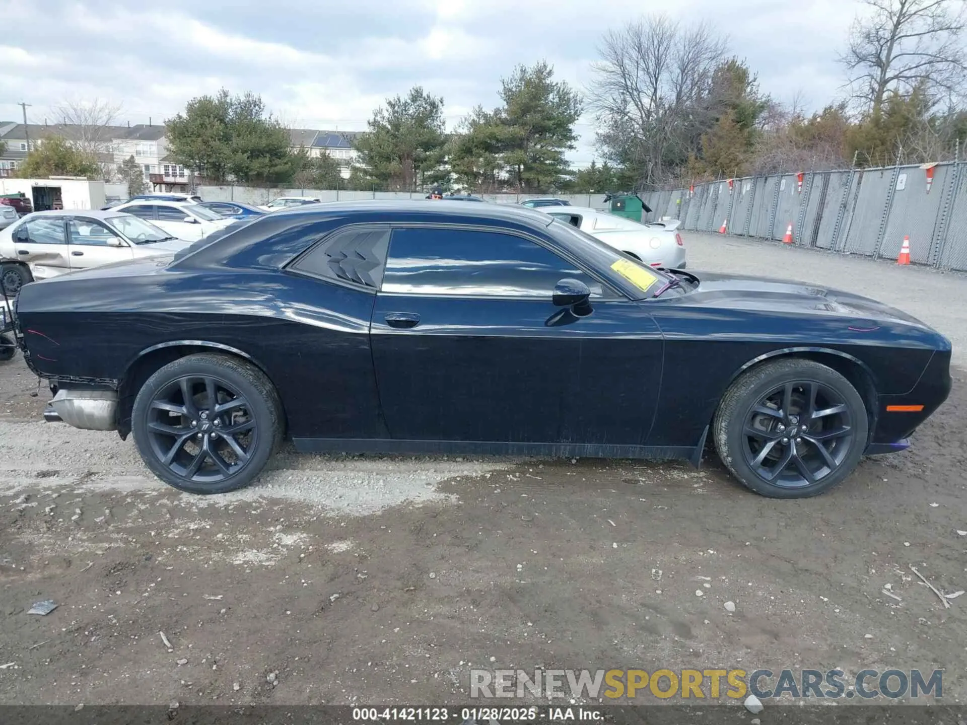 13 Photograph of a damaged car 2C3CDZAG1LH132660 DODGE CHALLENGER 2020