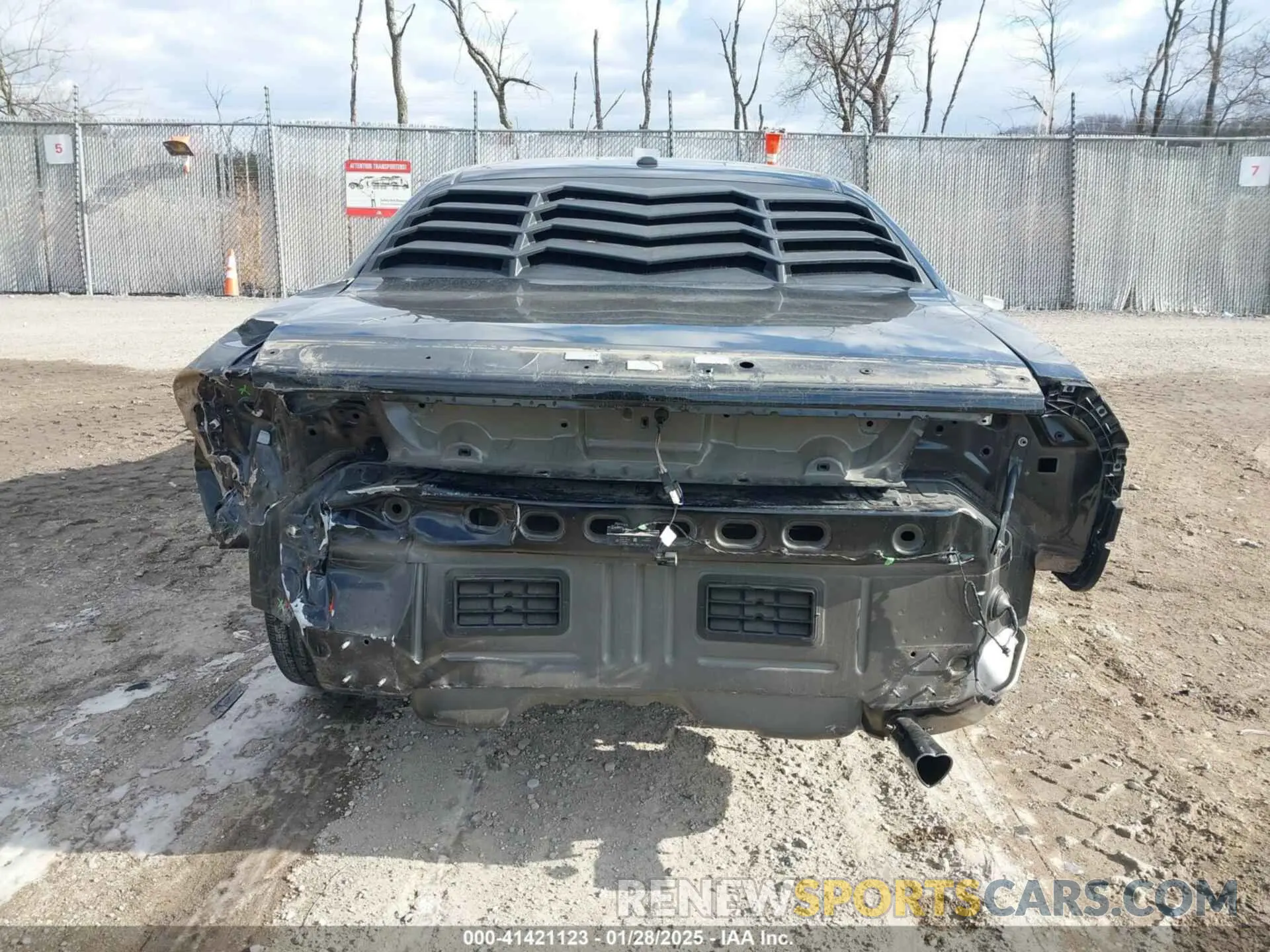 16 Photograph of a damaged car 2C3CDZAG1LH132660 DODGE CHALLENGER 2020