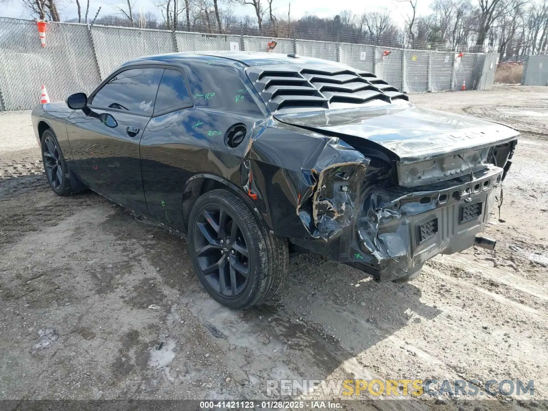 3 Photograph of a damaged car 2C3CDZAG1LH132660 DODGE CHALLENGER 2020