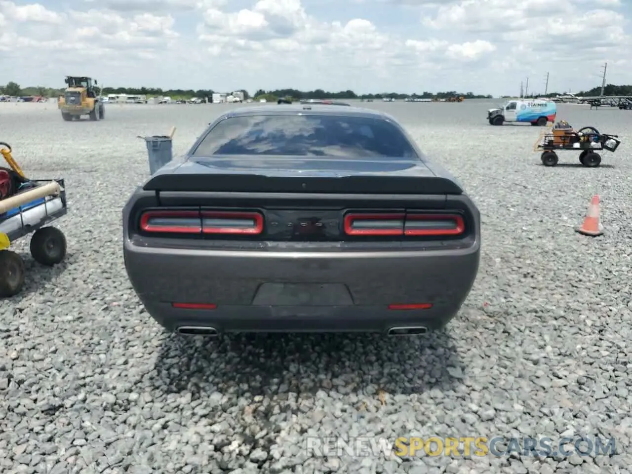 6 Photograph of a damaged car 2C3CDZAG1LH210807 DODGE CHALLENGER 2020