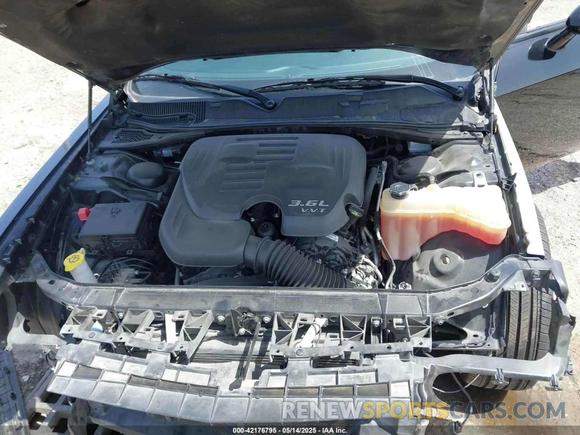 10 Photograph of a damaged car 2C3CDZAG1LH250837 DODGE CHALLENGER 2020