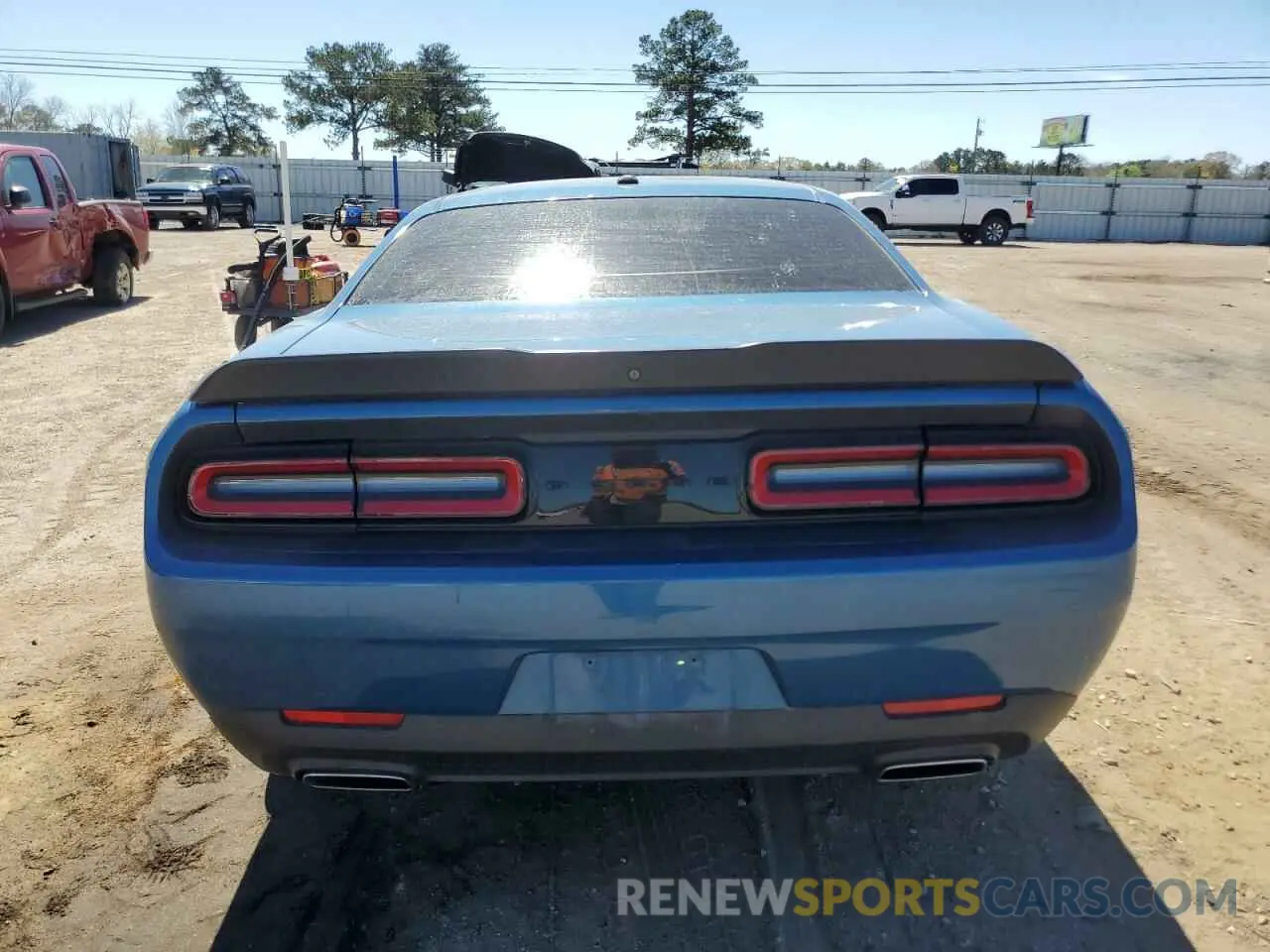 6 Photograph of a damaged car 2C3CDZAG2LH148673 DODGE CHALLENGER 2020