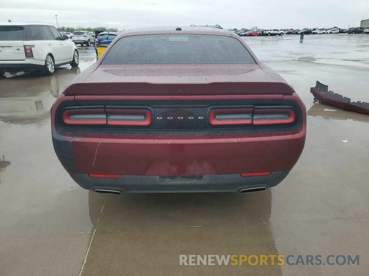 6 Photograph of a damaged car 2C3CDZAG3LH117836 DODGE CHALLENGER 2020