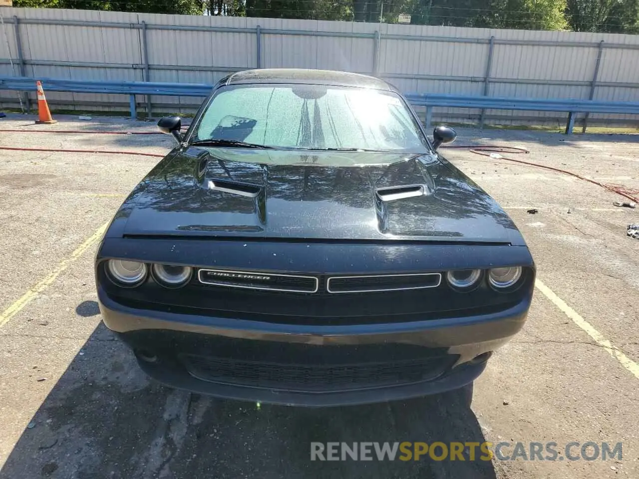 5 Photograph of a damaged car 2C3CDZAG8LH231489 DODGE CHALLENGER 2020