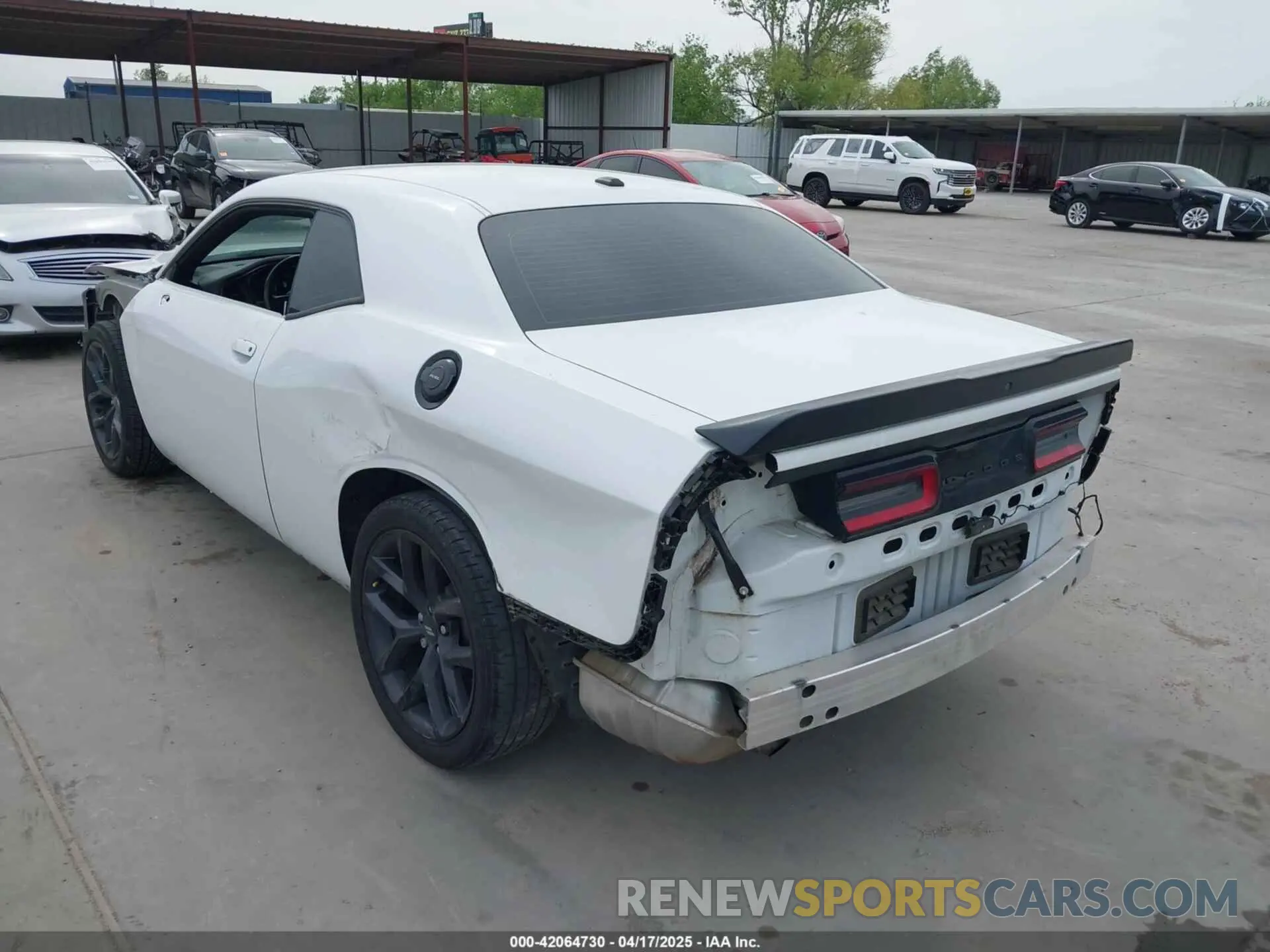 3 Photograph of a damaged car 2C3CDZAG9LH222784 DODGE CHALLENGER 2020