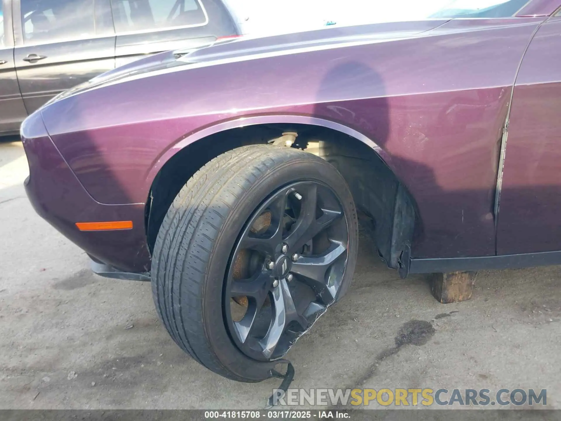 6 Фотография поврежденного автомобиля 2C3CDZAGXLH247306 DODGE CHALLENGER 2020