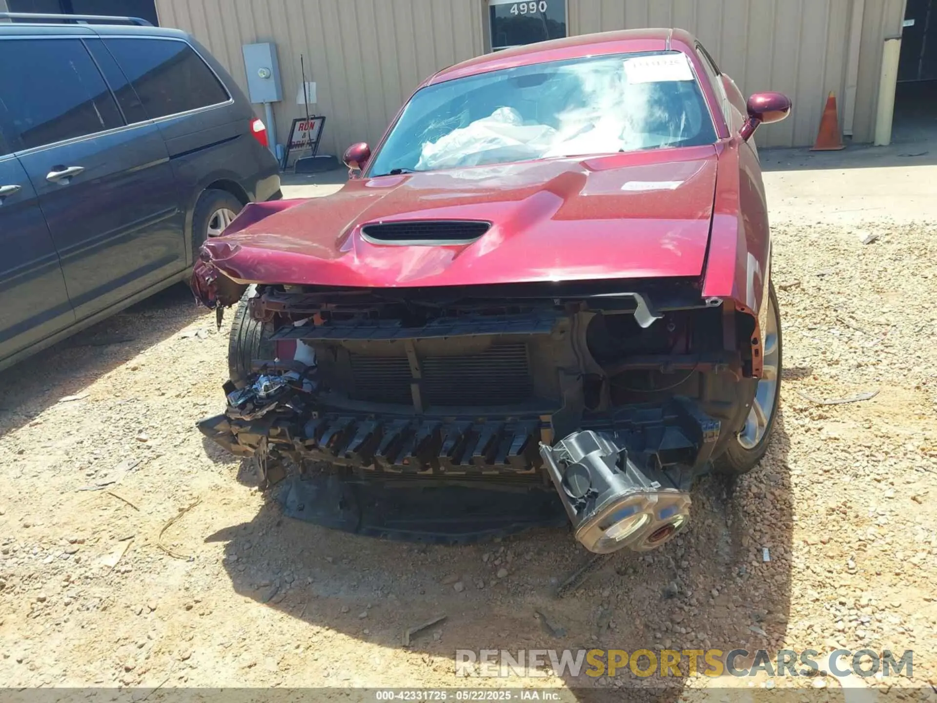 12 Photograph of a damaged car 2C3CDZBT3LH119050 DODGE CHALLENGER 2020