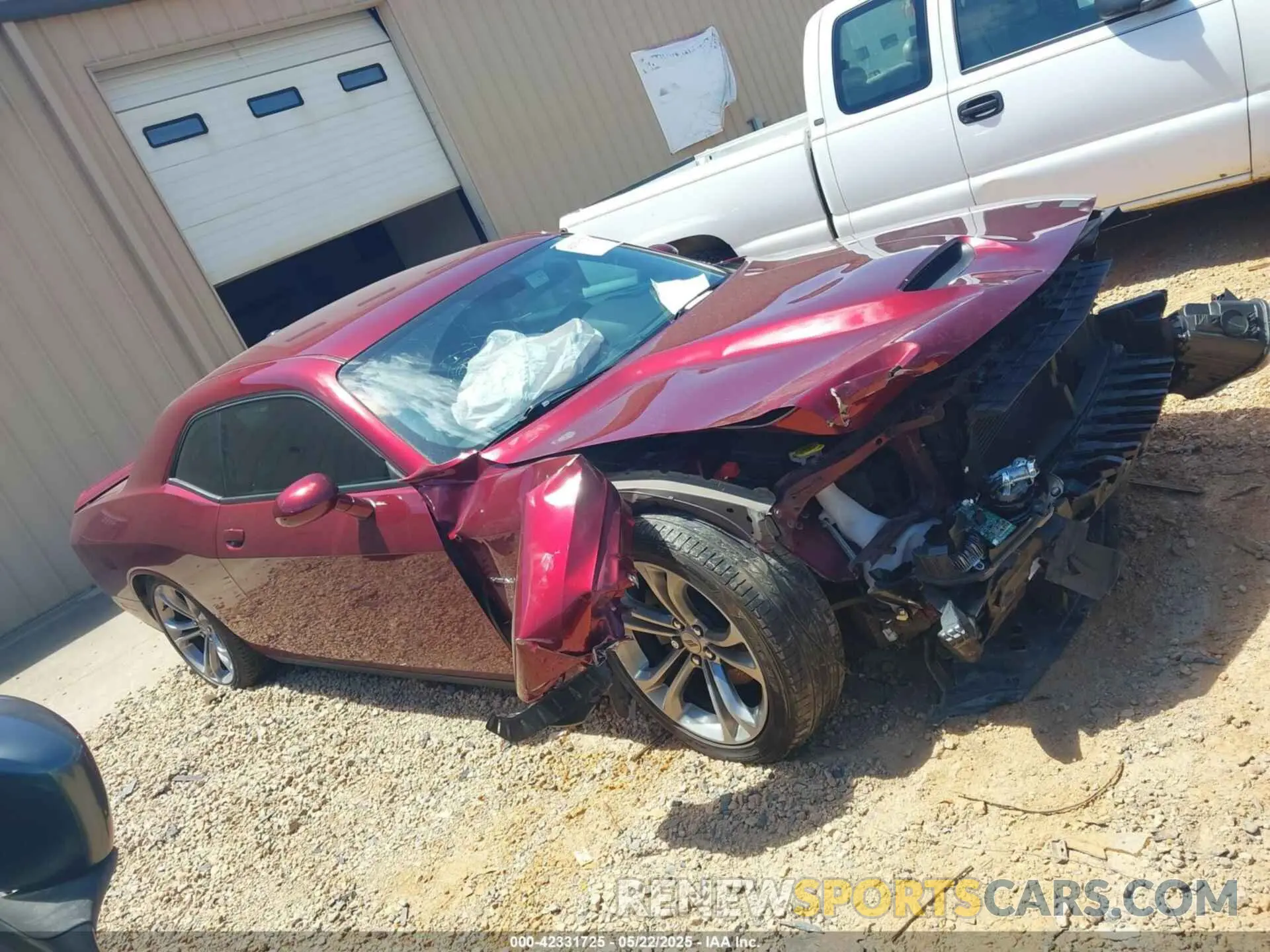 13 Photograph of a damaged car 2C3CDZBT3LH119050 DODGE CHALLENGER 2020