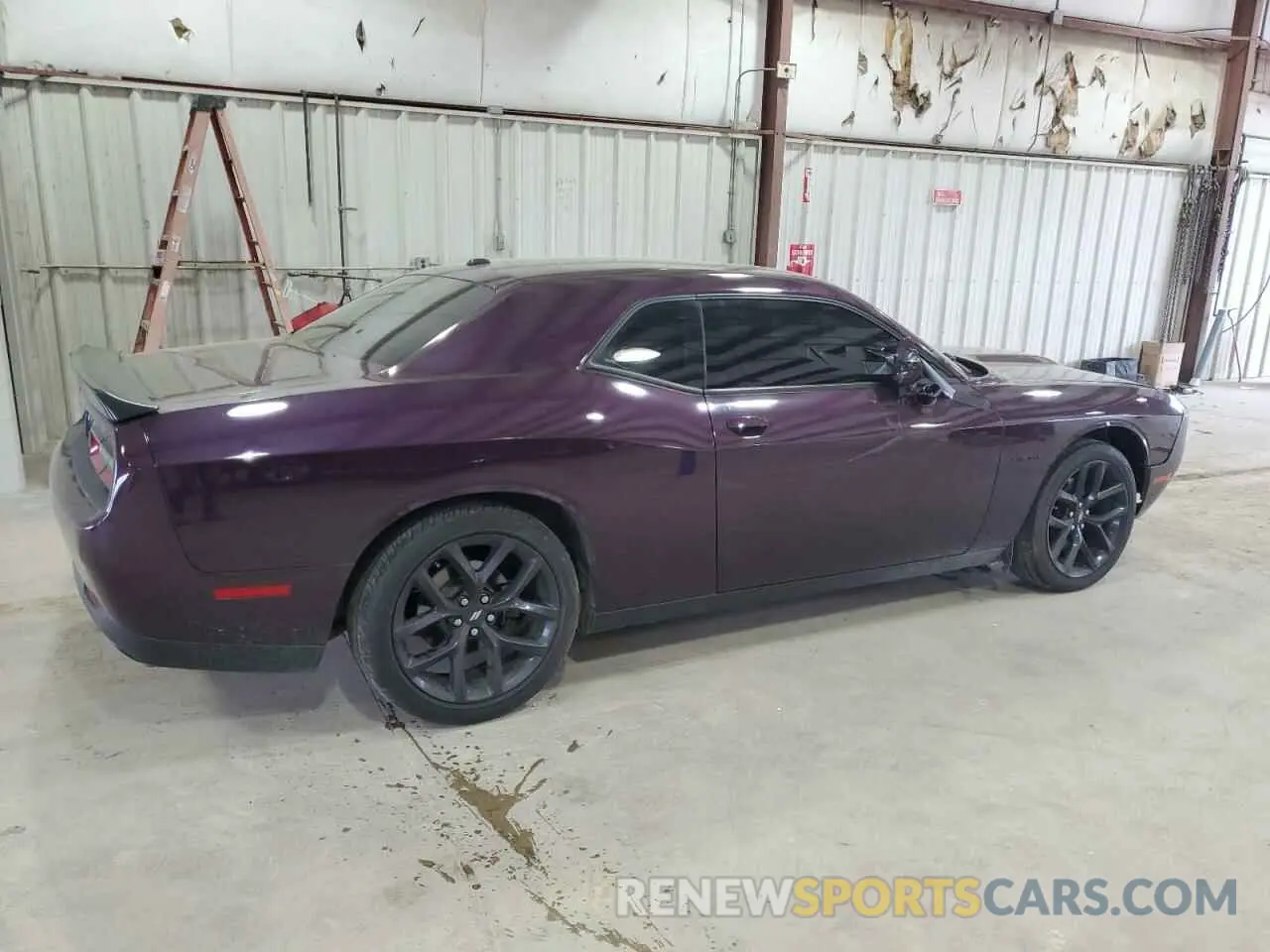 3 Фотография поврежденного автомобиля 2C3CDZBT5LH189780 DODGE CHALLENGER 2020