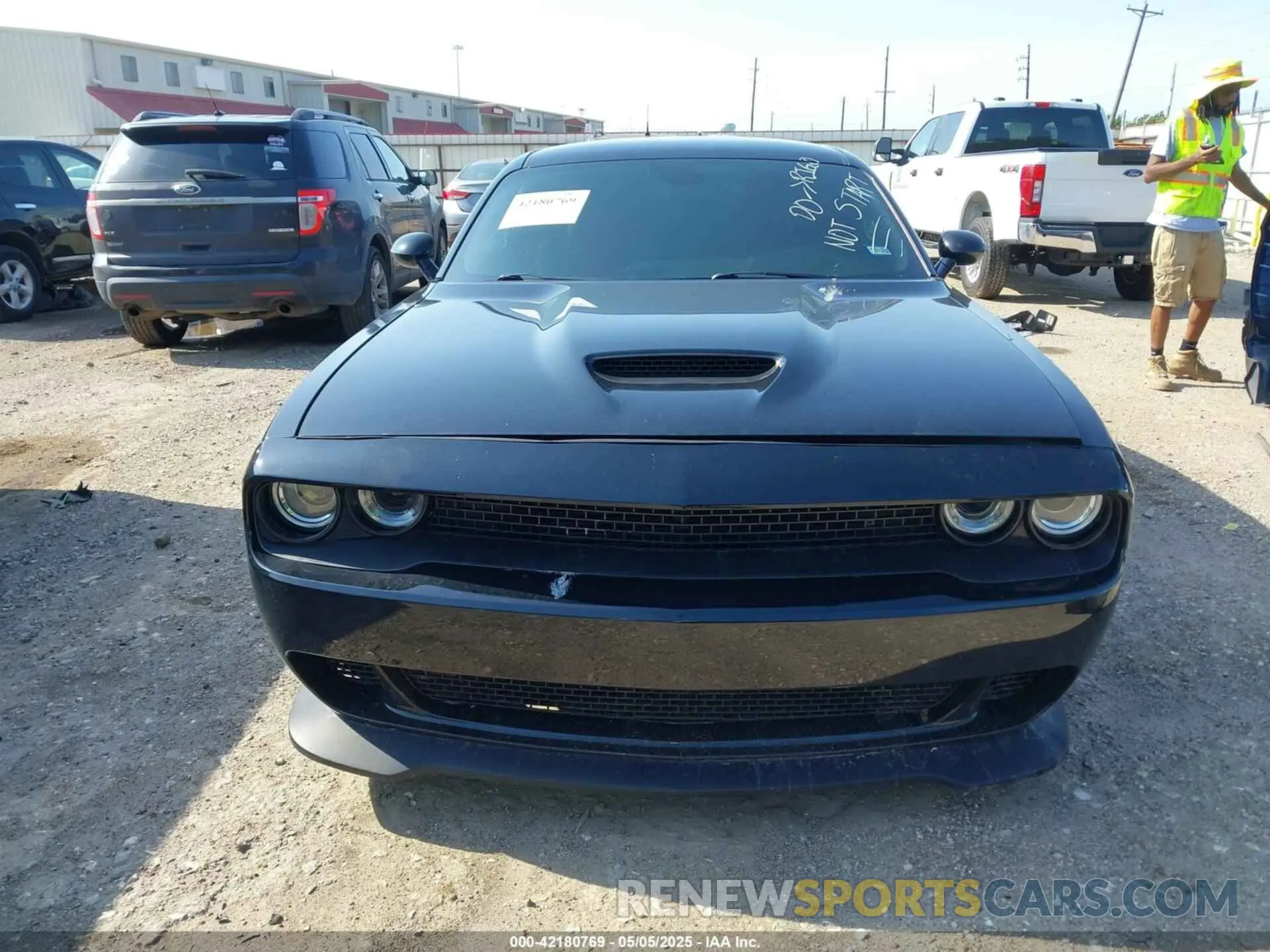 12 Фотография поврежденного автомобиля 2C3CDZBT6LH235939 DODGE CHALLENGER 2020