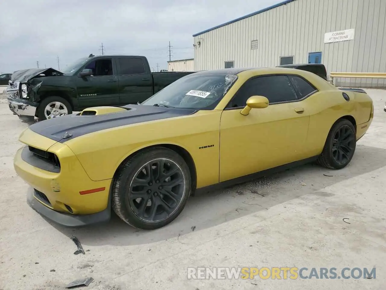 1 Photograph of a damaged car 2C3CDZBT7LH246383 DODGE CHALLENGER 2020