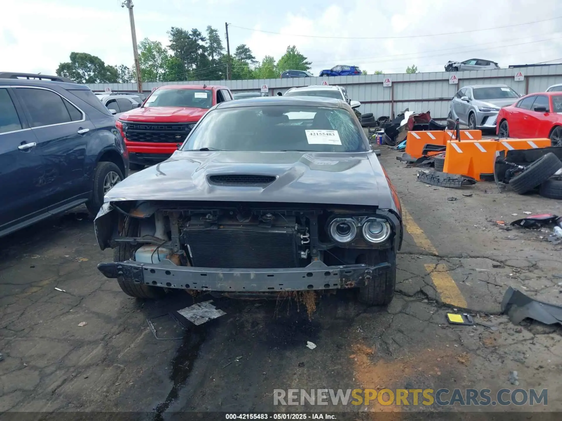 12 Photograph of a damaged car 2C3CDZBT8LH118265 DODGE CHALLENGER 2020