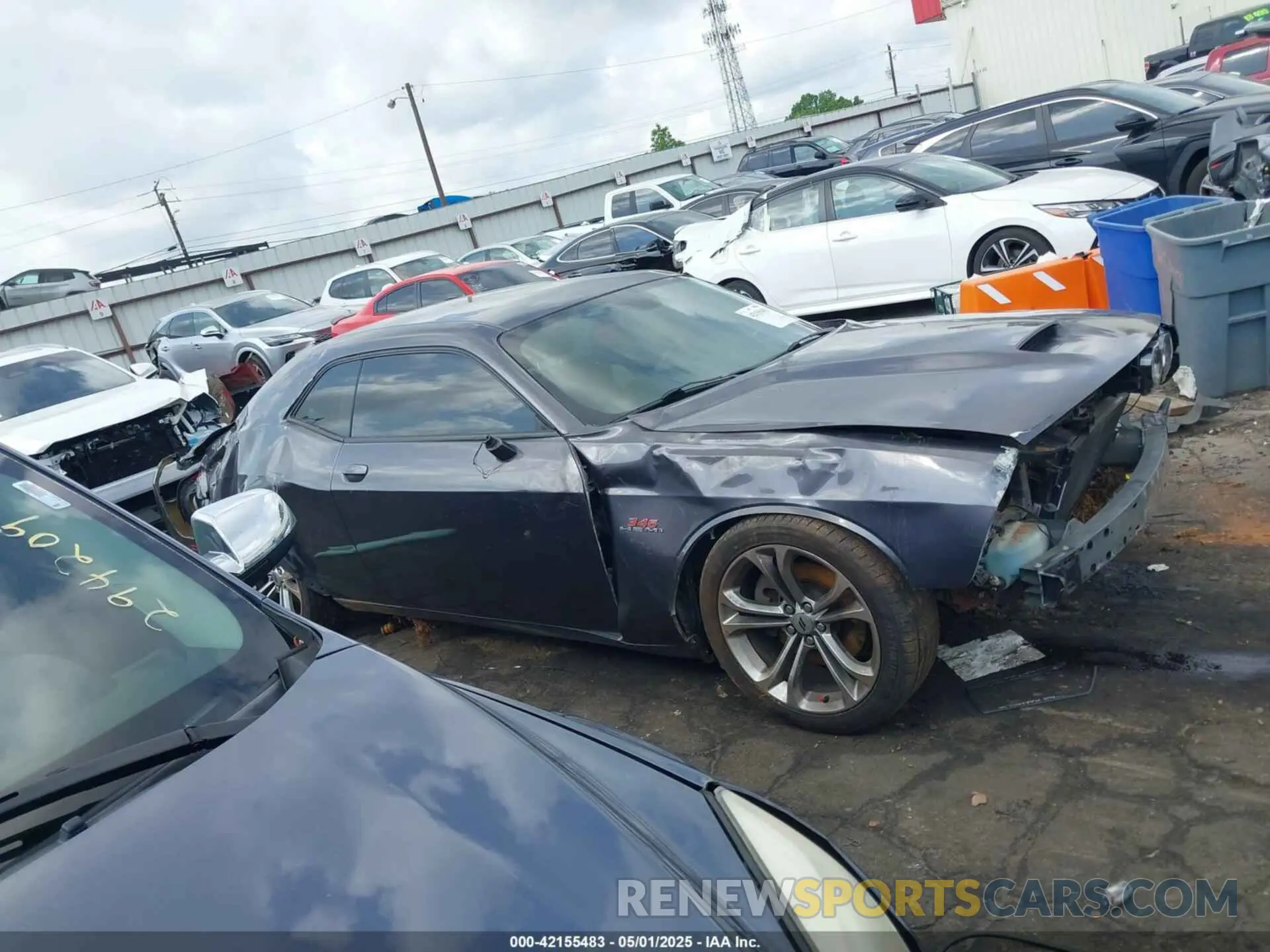 13 Photograph of a damaged car 2C3CDZBT8LH118265 DODGE CHALLENGER 2020