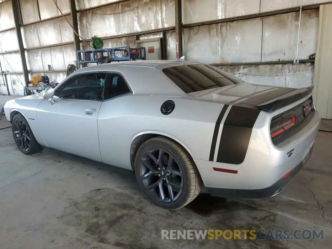 2 Фотография поврежденного автомобиля 2C3CDZBT8LH118962 DODGE CHALLENGER 2020
