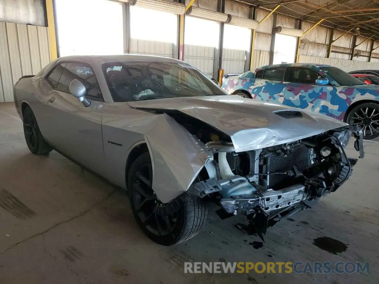 4 Фотография поврежденного автомобиля 2C3CDZBT8LH118962 DODGE CHALLENGER 2020
