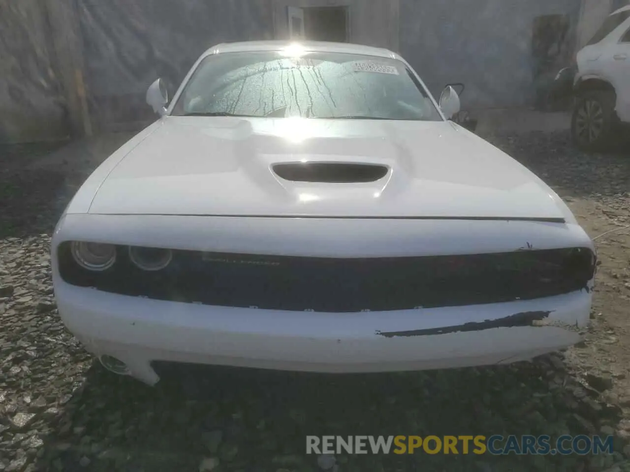 5 Photograph of a damaged car 2C3CDZBT9LH125354 DODGE CHALLENGER 2020