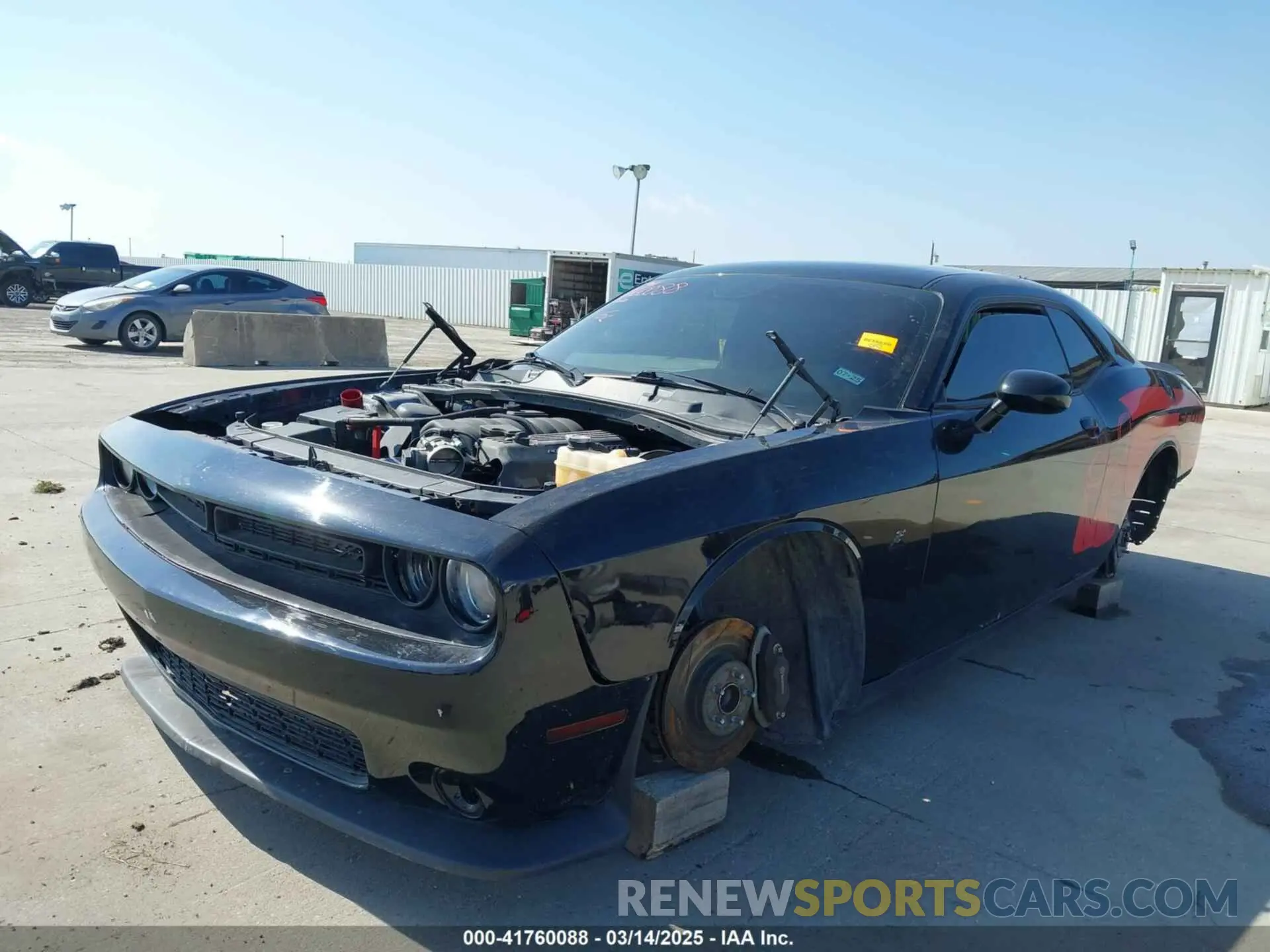 2 Фотография поврежденного автомобиля 2C3CDZFJ0LH236674 DODGE CHALLENGER 2020