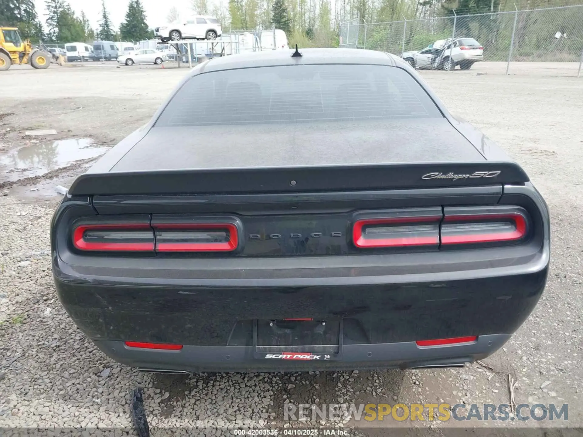16 Photograph of a damaged car 2C3CDZFJ0LH253796 DODGE CHALLENGER 2020