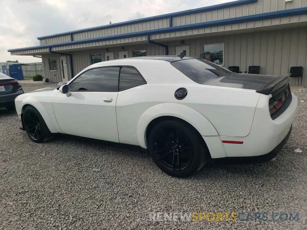2 Photograph of a damaged car 2C3CDZFJ1LH106063 DODGE CHALLENGER 2020