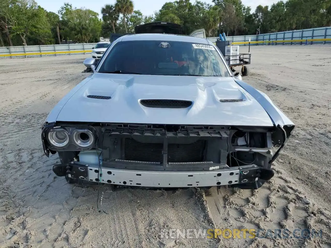 5 Фотография поврежденного автомобиля 2C3CDZFJ2LH125494 DODGE CHALLENGER 2020