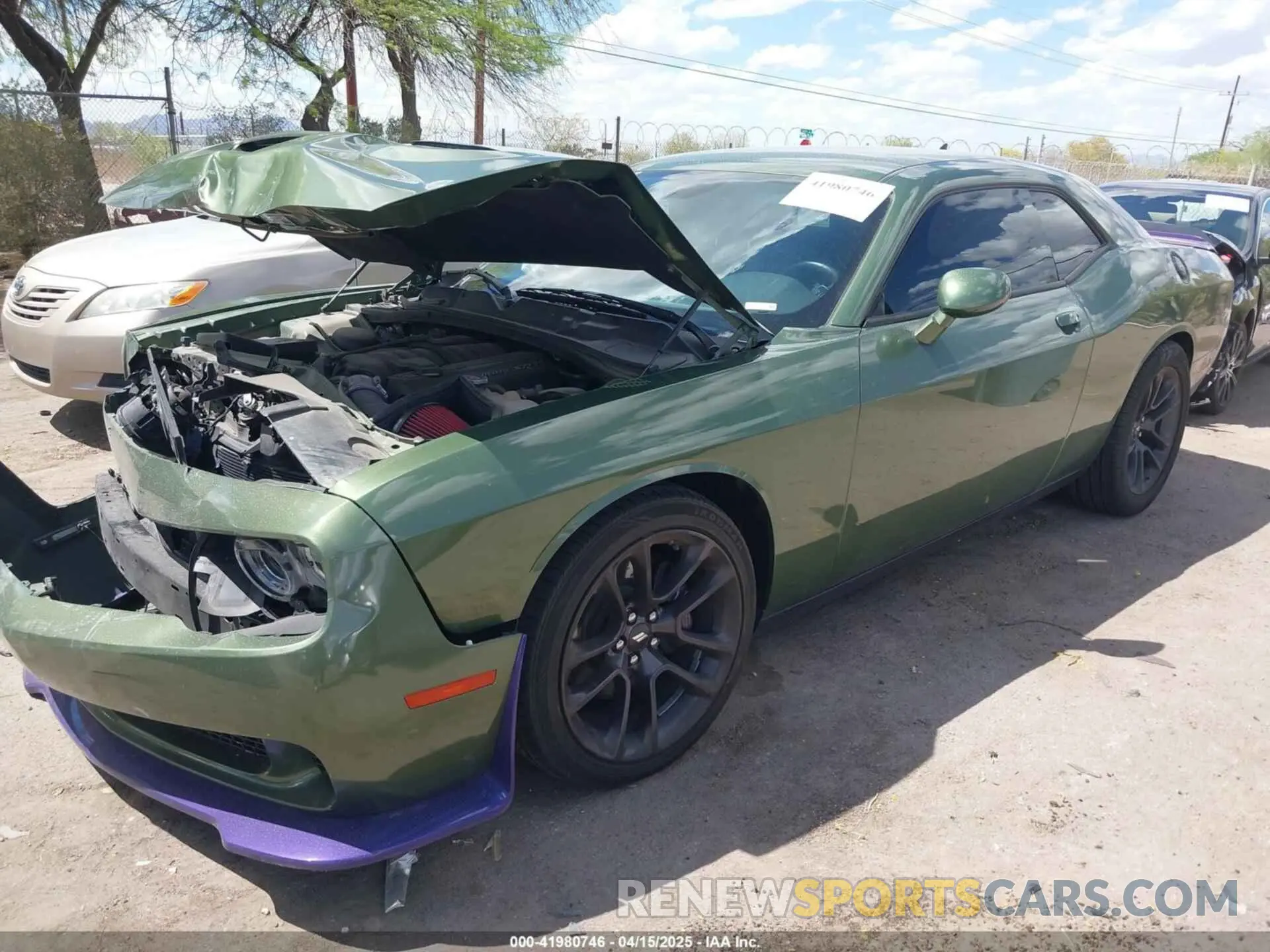 2 Photograph of a damaged car 2C3CDZFJ4LH156844 DODGE CHALLENGER 2020