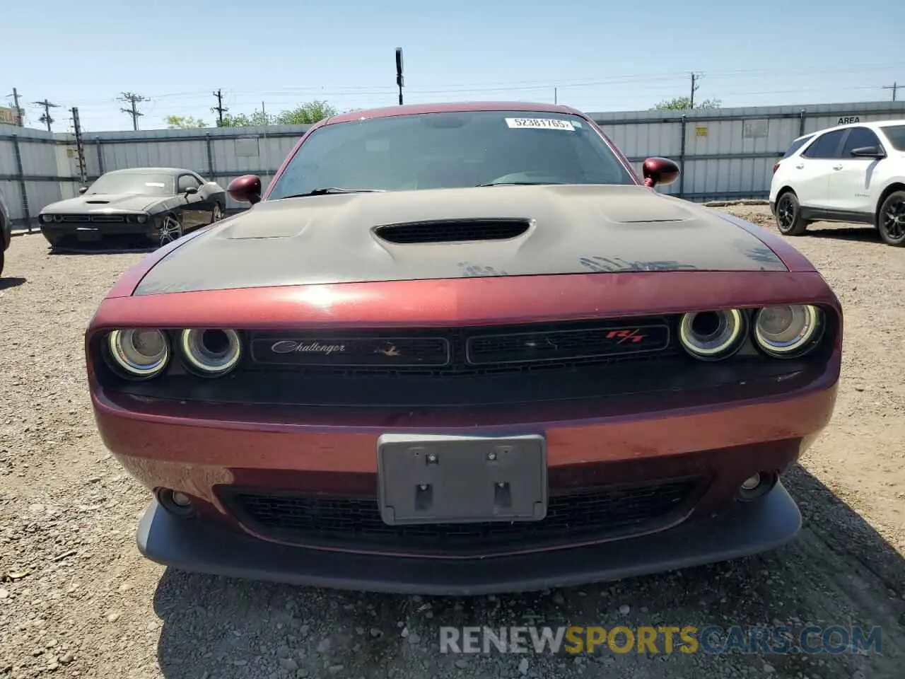5 Photograph of a damaged car 2C3CDZFJ5LH132648 DODGE CHALLENGER 2020