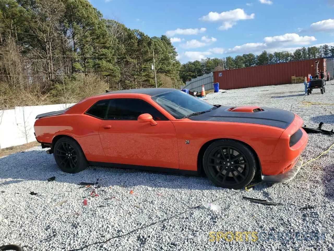 4 Photograph of a damaged car 2C3CDZFJ6LH156778 DODGE CHALLENGER 2020