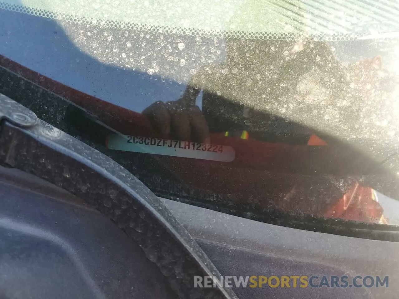12 Photograph of a damaged car 2C3CDZFJ7LH123224 DODGE CHALLENGER 2020