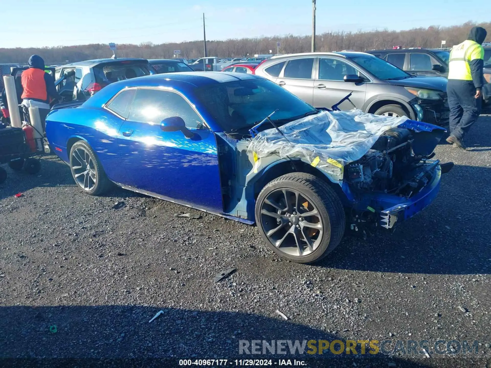 1 Photograph of a damaged car 2C3CDZFJ8LH235790 DODGE CHALLENGER 2020