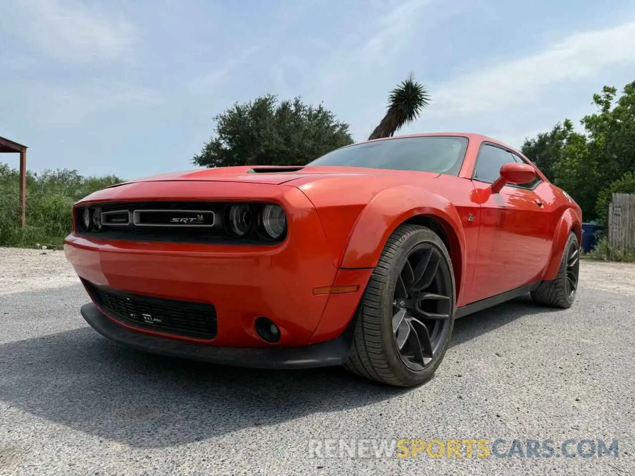 2 Photograph of a damaged car 2C3CDZFJ8LH236079 DODGE CHALLENGER 2020