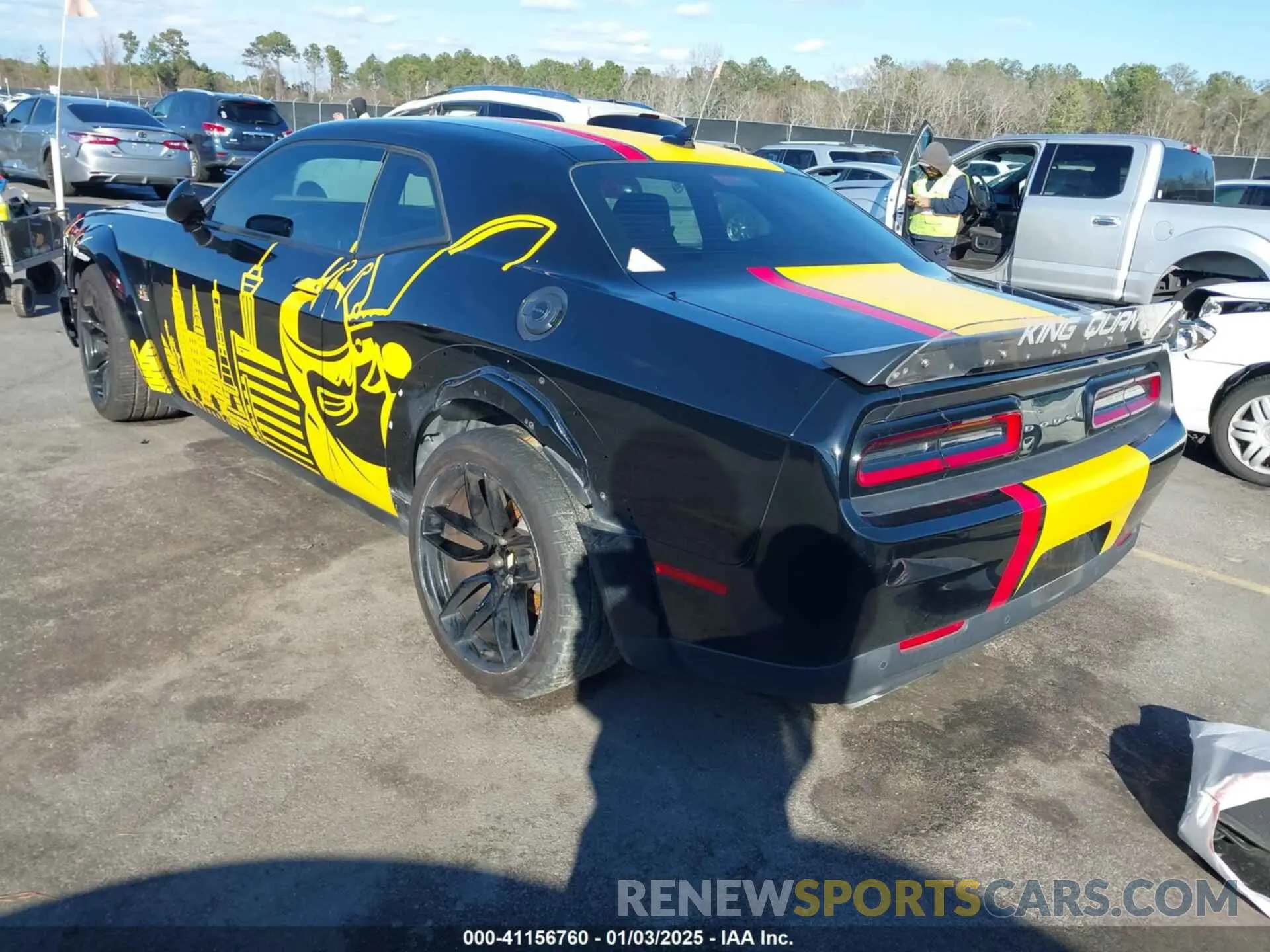 3 Photograph of a damaged car 2C3CDZFJ9LH236091 DODGE CHALLENGER 2020