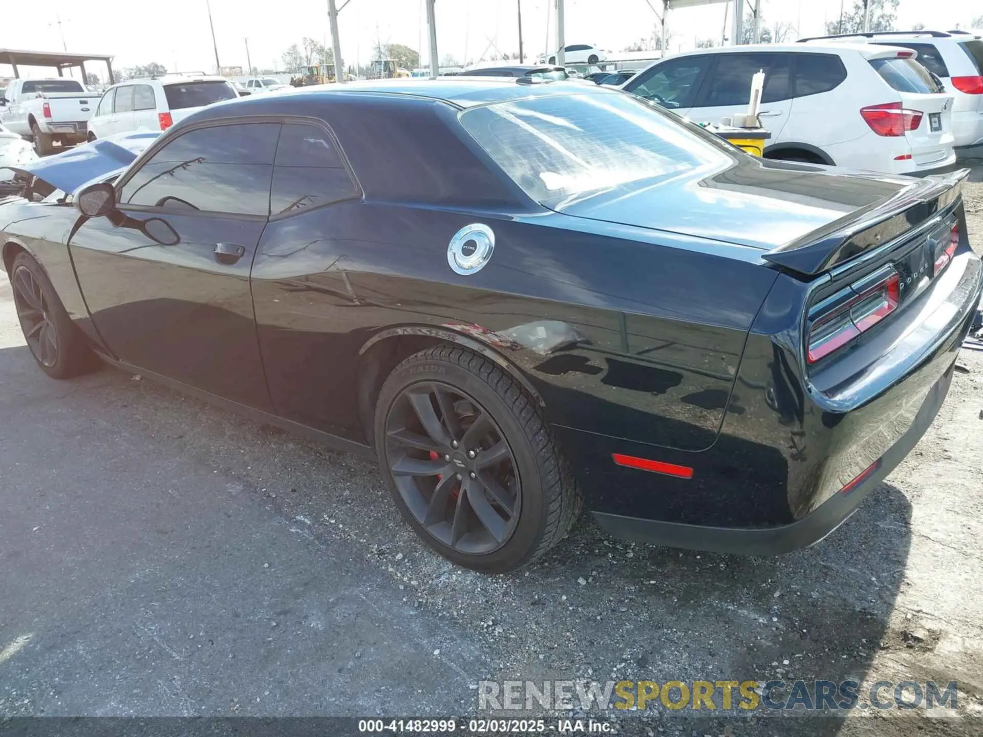3 Фотография поврежденного автомобиля 2C3CDZJG0LH159512 DODGE CHALLENGER 2020