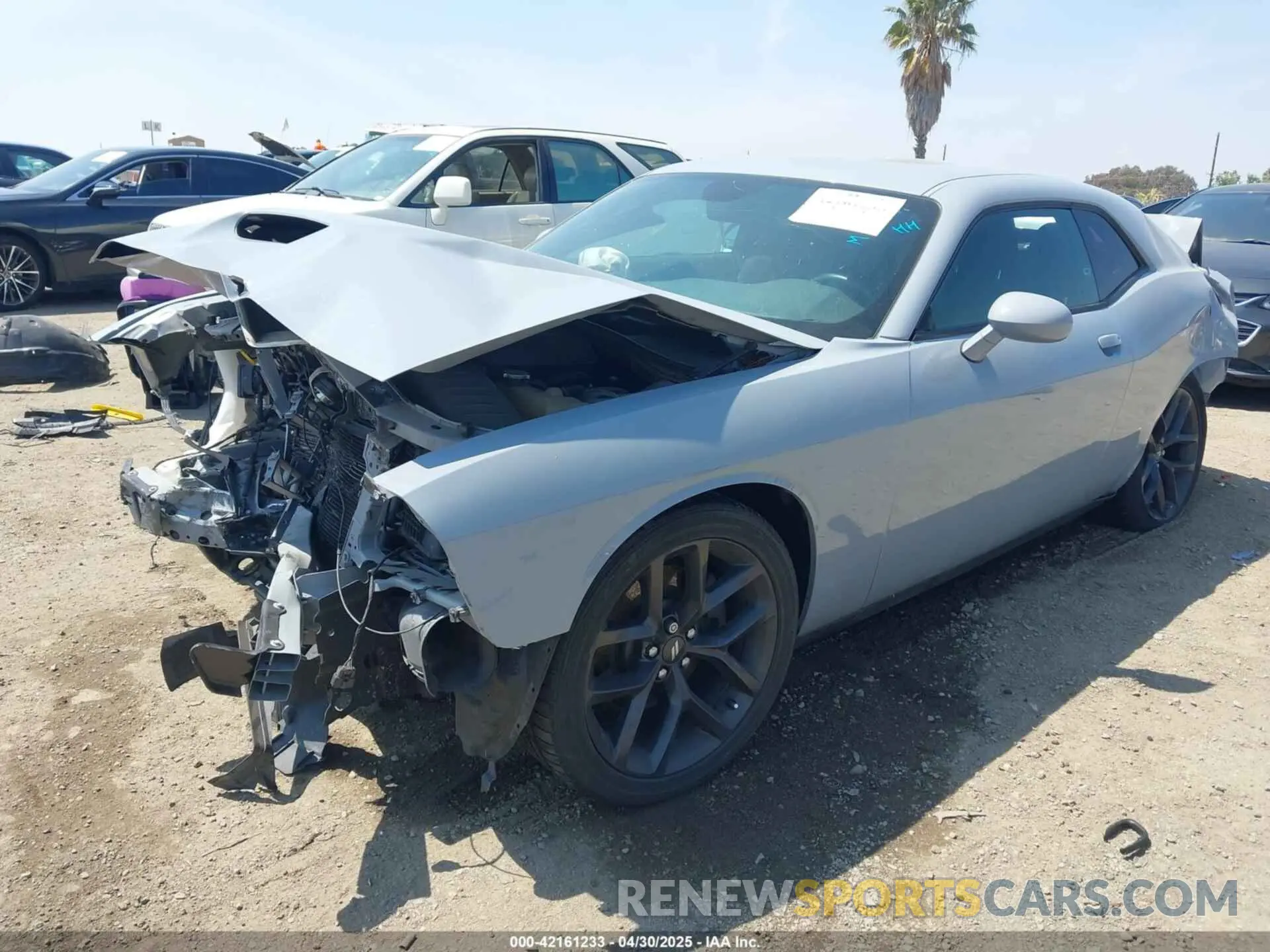 2 Photograph of a damaged car 2C3CDZJG4LH250475 DODGE CHALLENGER 2020