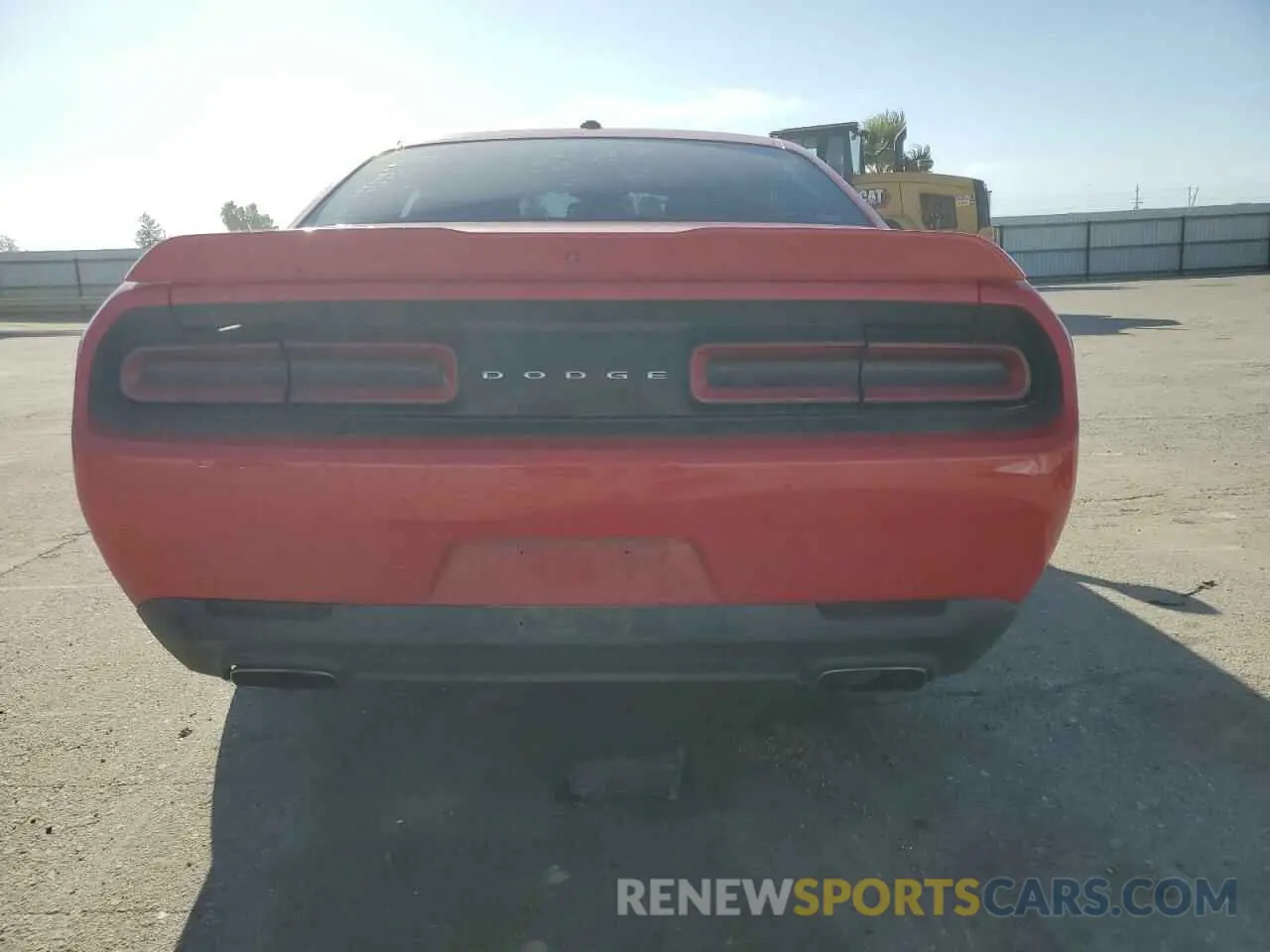 6 Фотография поврежденного автомобиля 2C3CDZJGXLH110124 DODGE CHALLENGER 2020