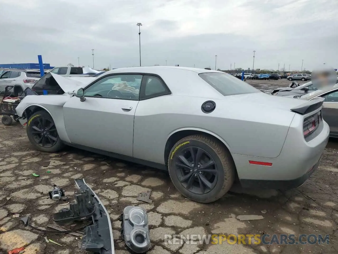 2 Фотография поврежденного автомобиля 2C3CDZKG4LH174755 DODGE CHALLENGER 2020