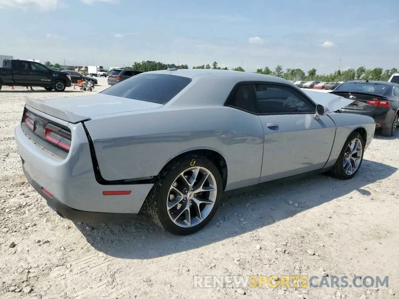 3 Фотография поврежденного автомобиля 2C3CDZAG0MH614098 DODGE CHALLENGER 2021