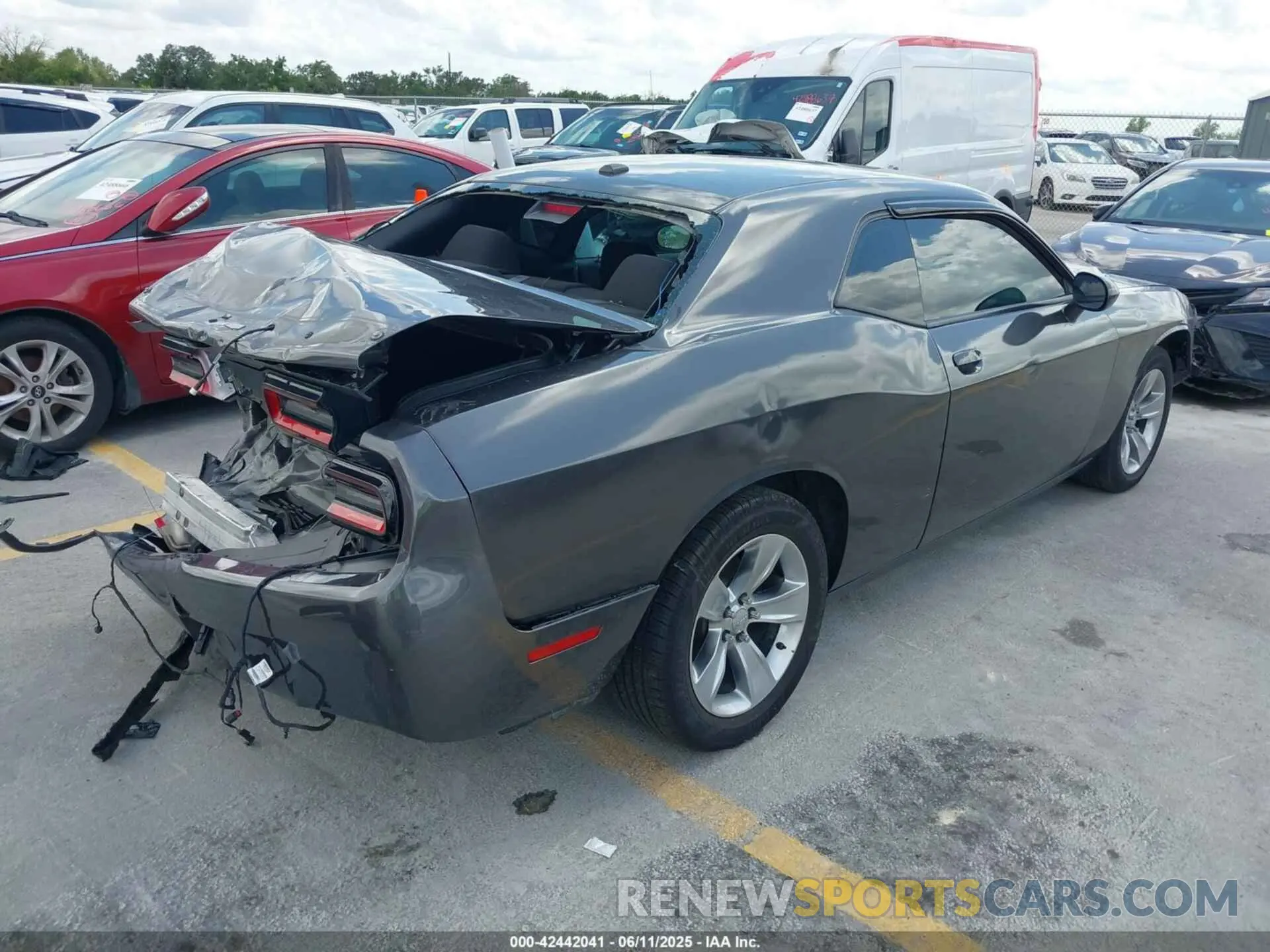 4 Photograph of a damaged car 2C3CDZAG2MH627290 DODGE CHALLENGER 2021