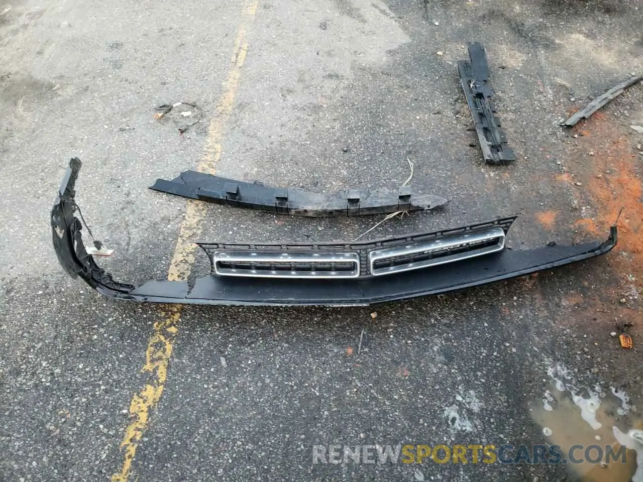 13 Photograph of a damaged car 2C3CDZAG4MH623435 DODGE CHALLENGER 2021