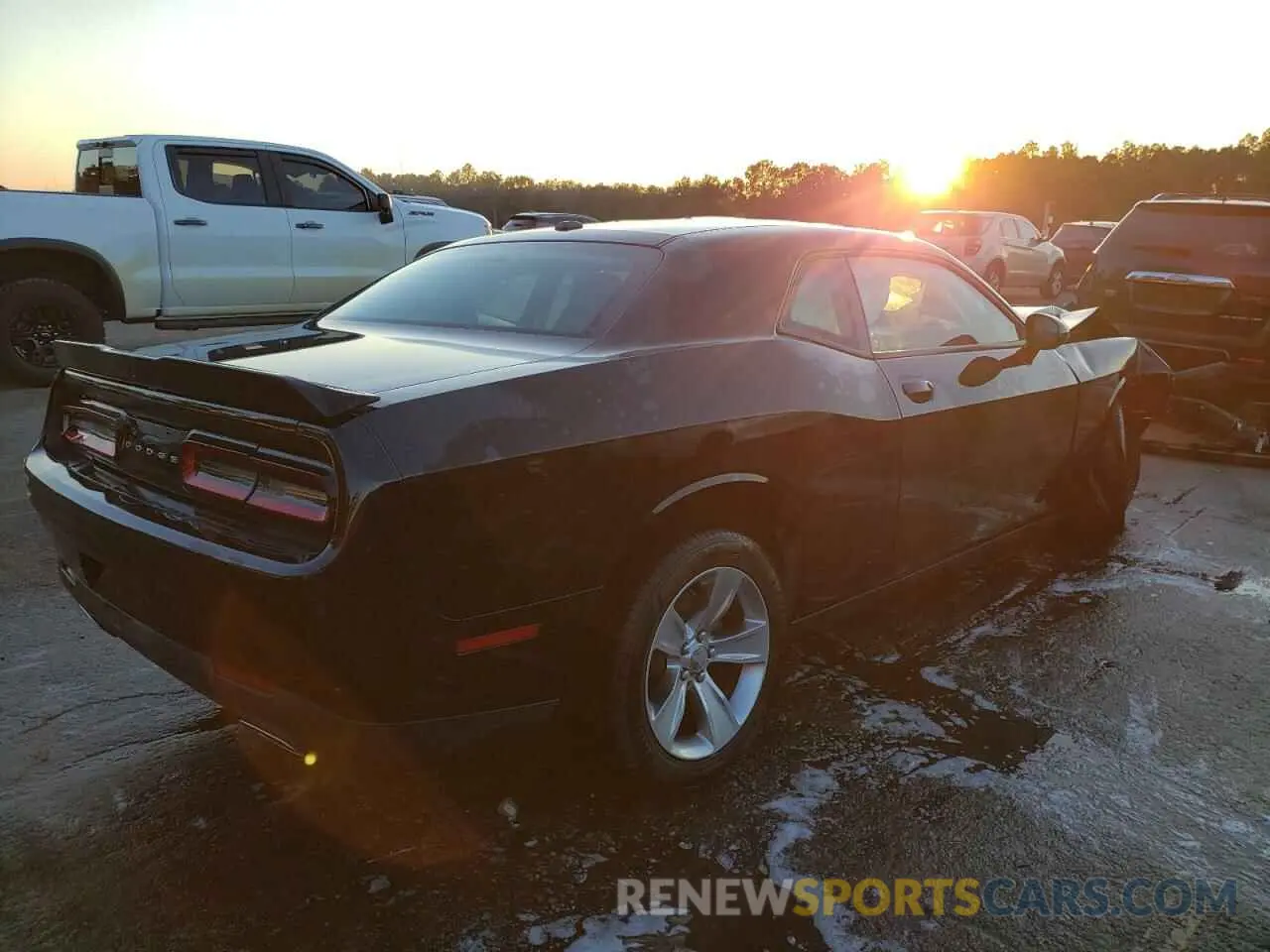 3 Photograph of a damaged car 2C3CDZAG4MH623435 DODGE CHALLENGER 2021