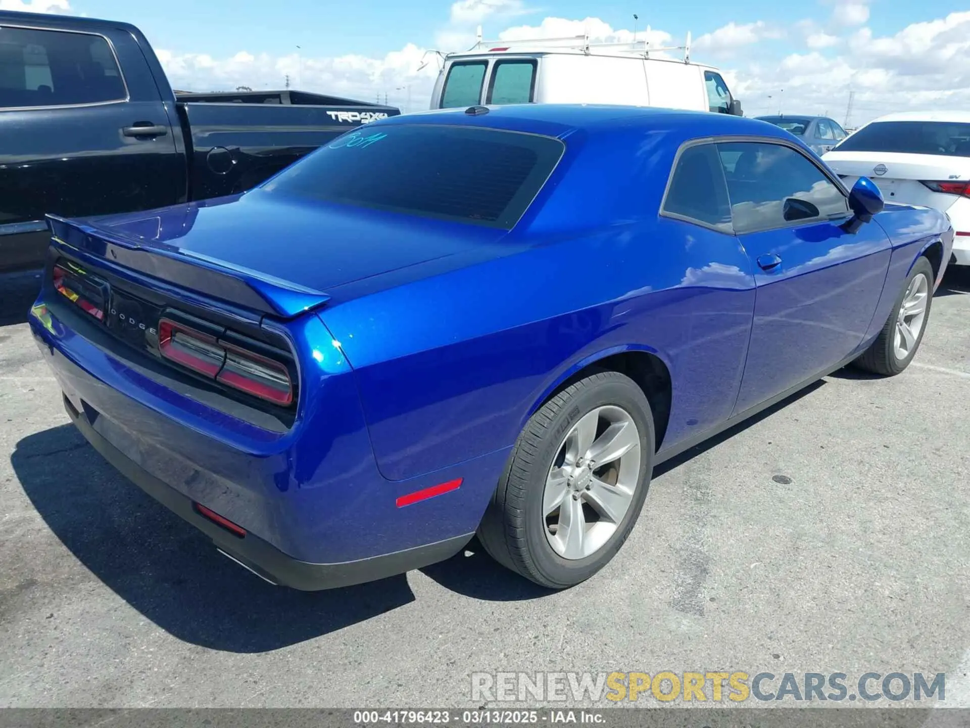 4 Photograph of a damaged car 2C3CDZAG5MH590638 DODGE CHALLENGER 2021