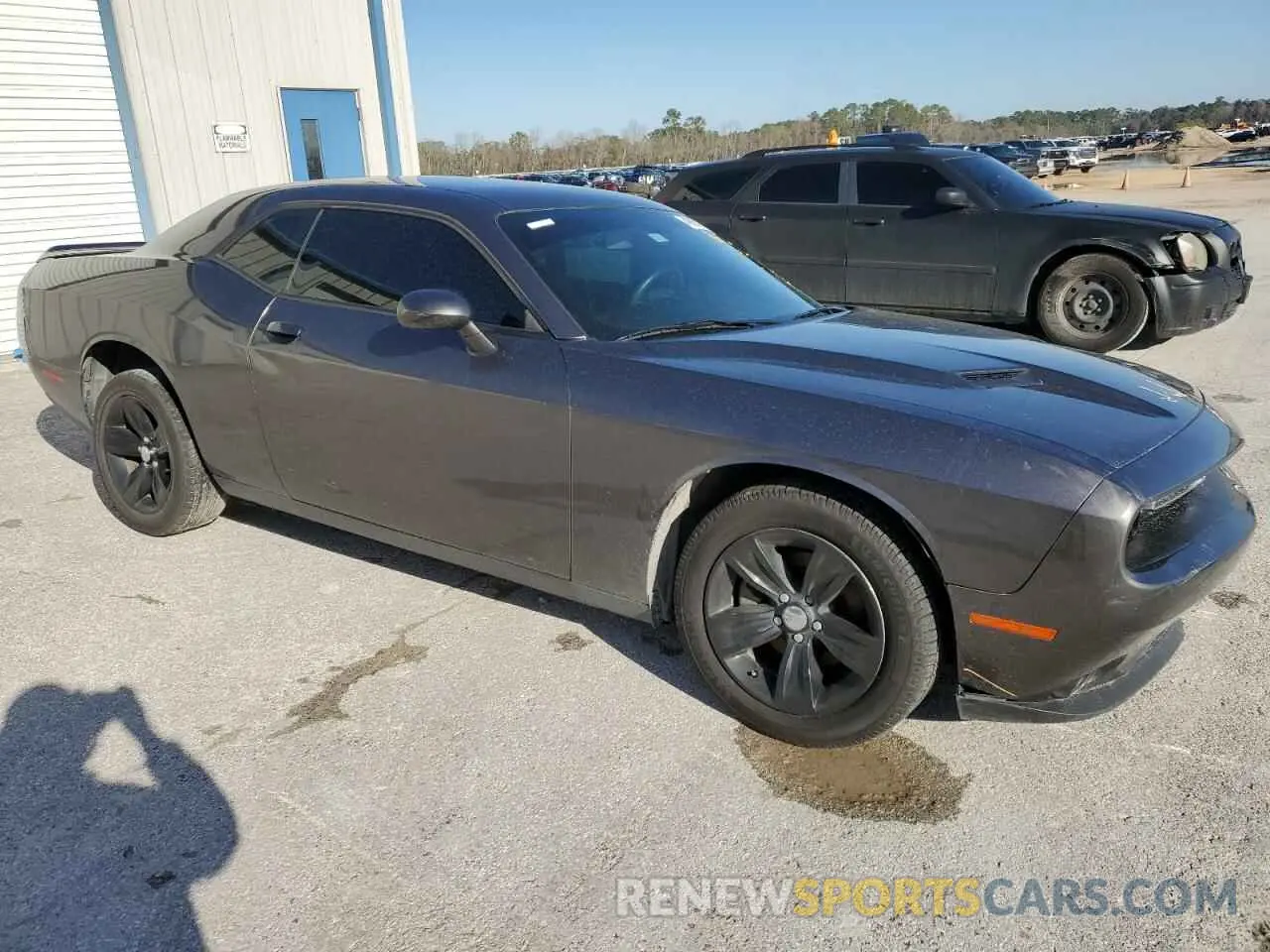 4 Photograph of a damaged car 2C3CDZAG5MH630913 DODGE CHALLENGER 2021