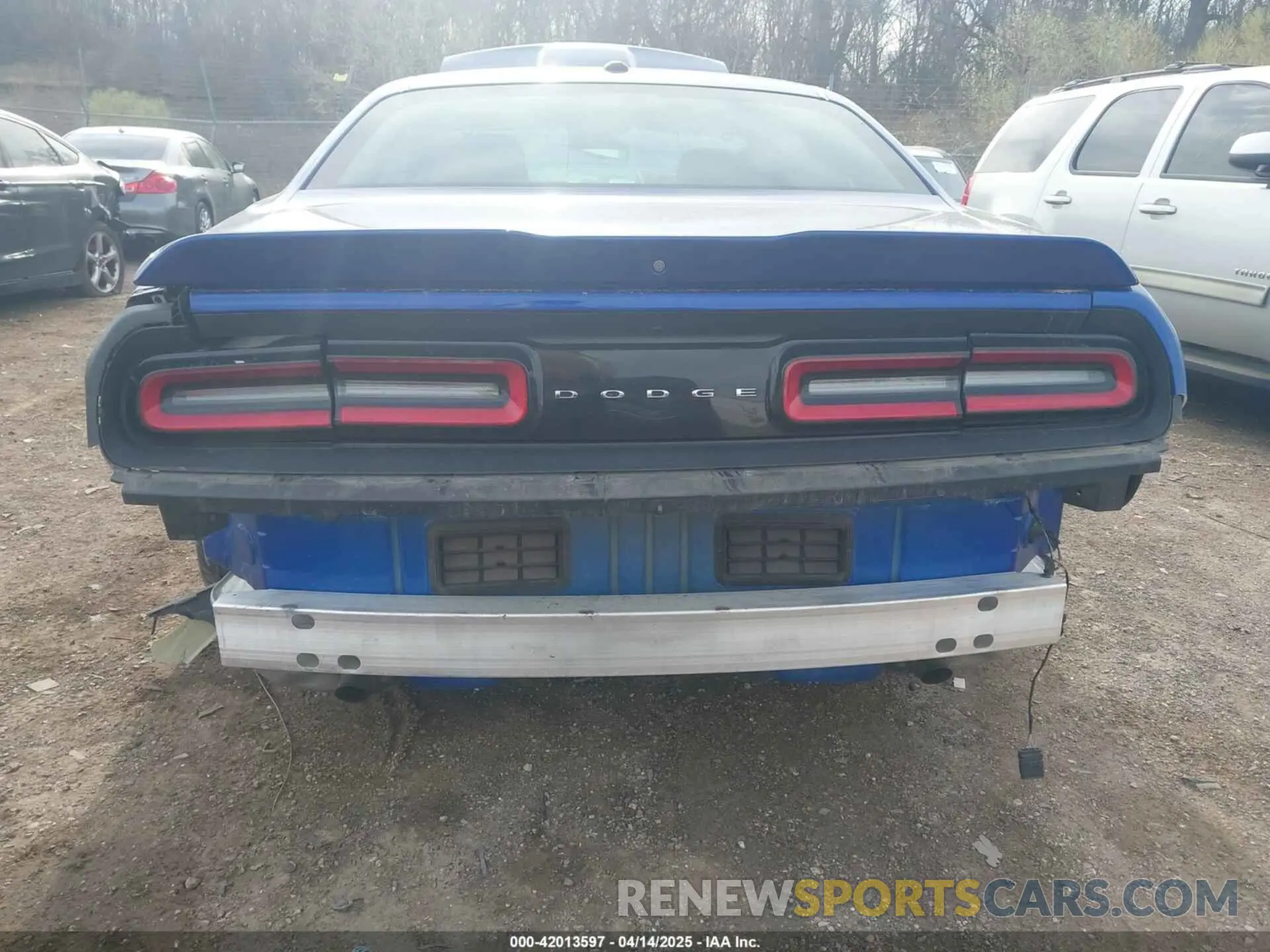 6 Photograph of a damaged car 2C3CDZAG9MH547002 DODGE CHALLENGER 2021
