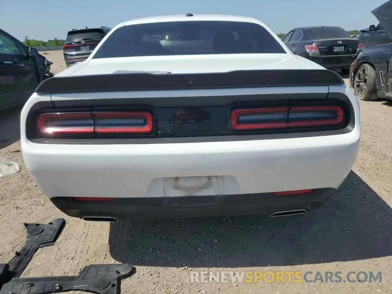 6 Photograph of a damaged car 2C3CDZAG9MH676308 DODGE CHALLENGER 2021