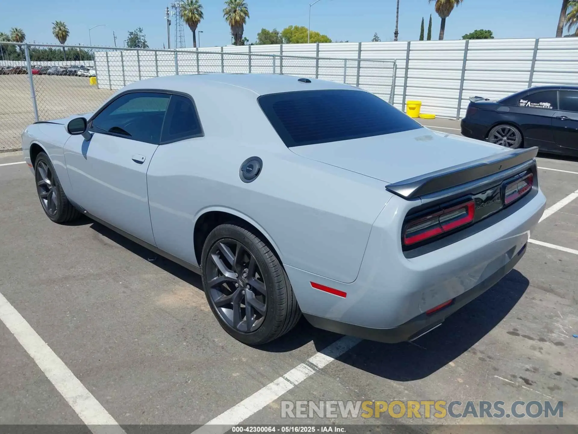 3 Photograph of a damaged car 2C3CDZAGXMH599674 DODGE CHALLENGER 2021