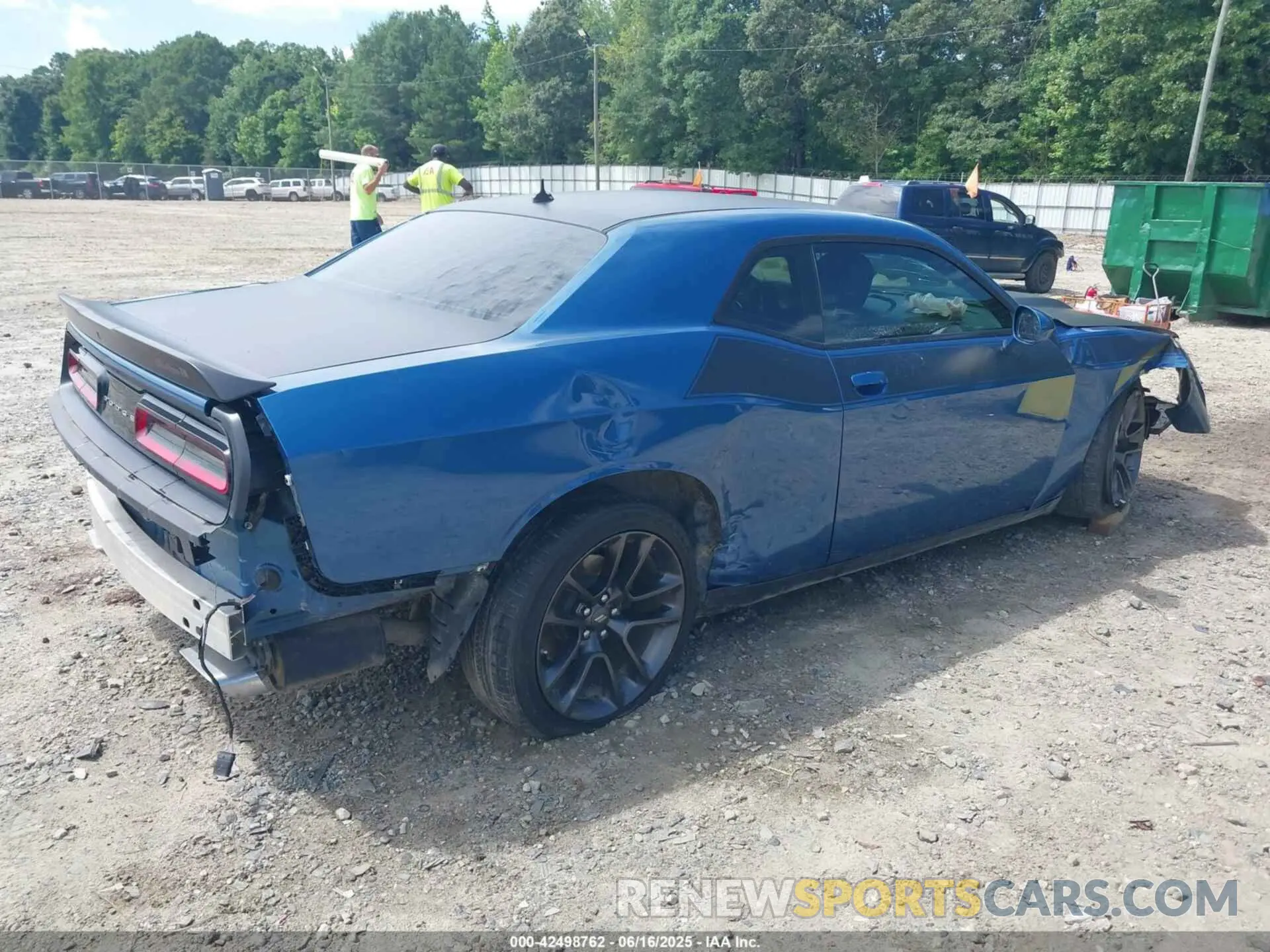 4 Photograph of a damaged car 2C3CDZBT0MH510707 DODGE CHALLENGER 2021