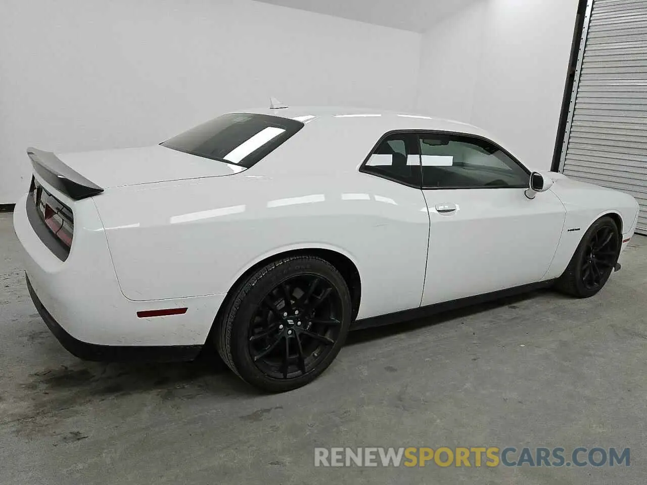 3 Photograph of a damaged car 2C3CDZBT0MH607180 DODGE CHALLENGER 2021