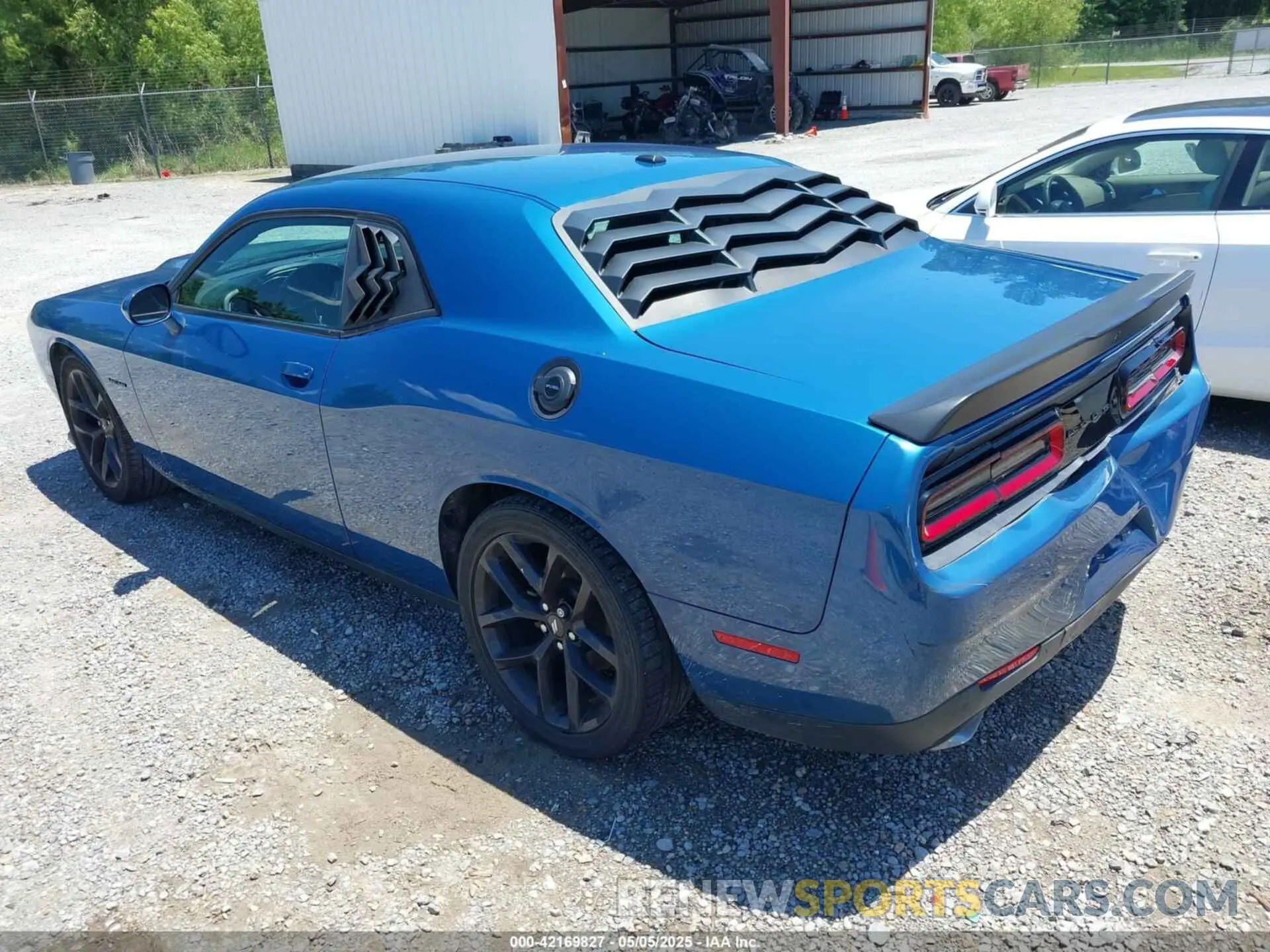 3 Фотография поврежденного автомобиля 2C3CDZBT3MH590732 DODGE CHALLENGER 2021
