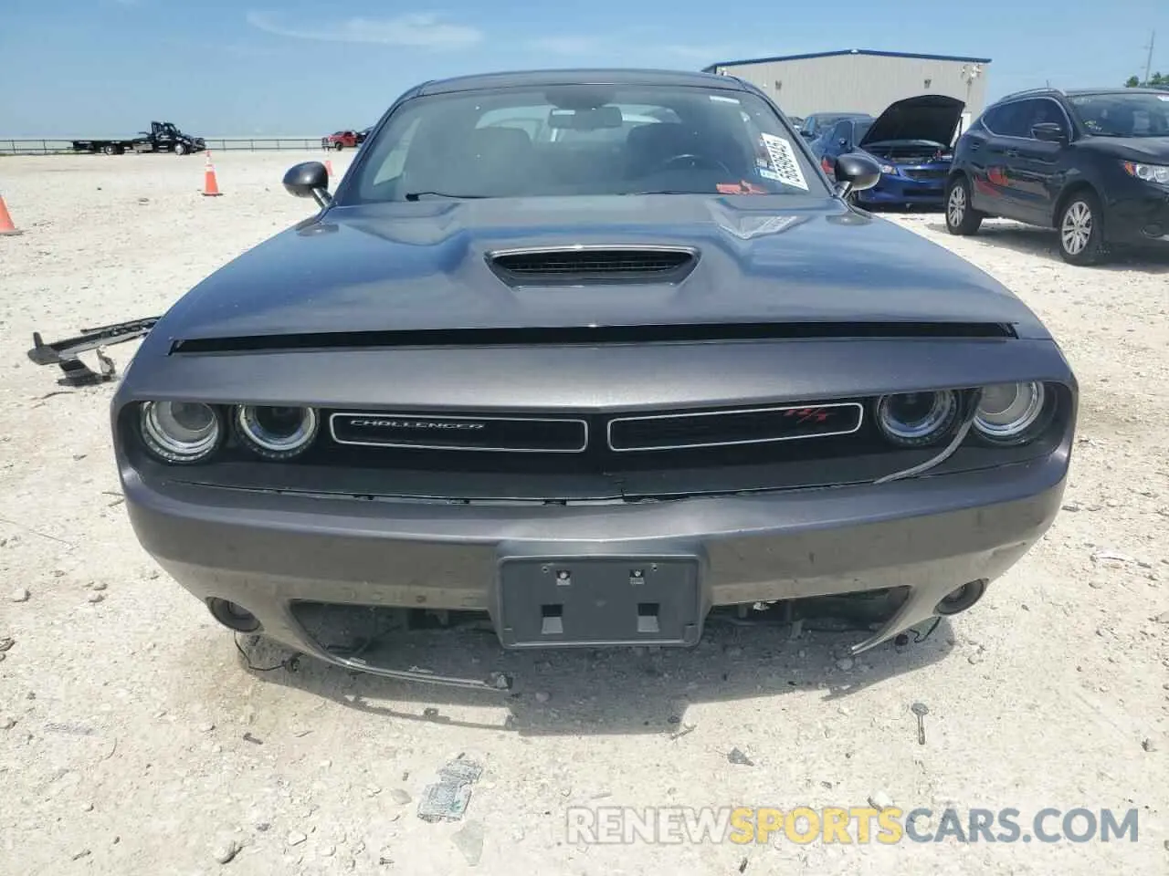 5 Фотография поврежденного автомобиля 2C3CDZBT4MH542379 DODGE CHALLENGER 2021