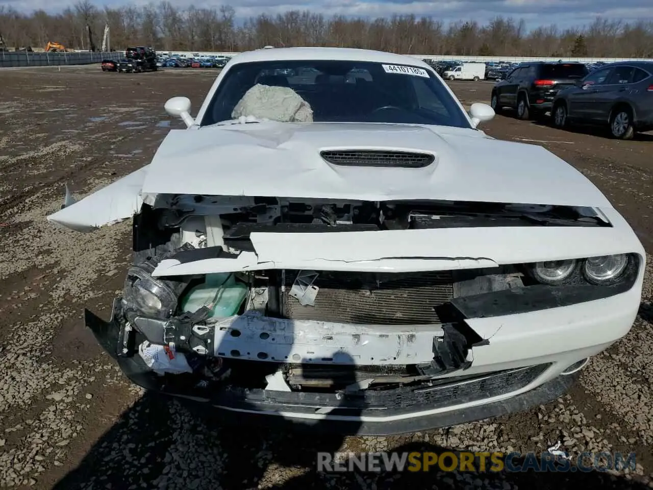 5 Photograph of a damaged car 2C3CDZBT4MH546402 DODGE CHALLENGER 2021