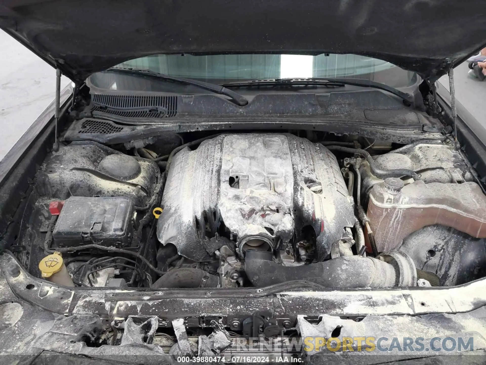 6 Photograph of a damaged car 2C3CDZBT6MH604364 DODGE CHALLENGER 2021